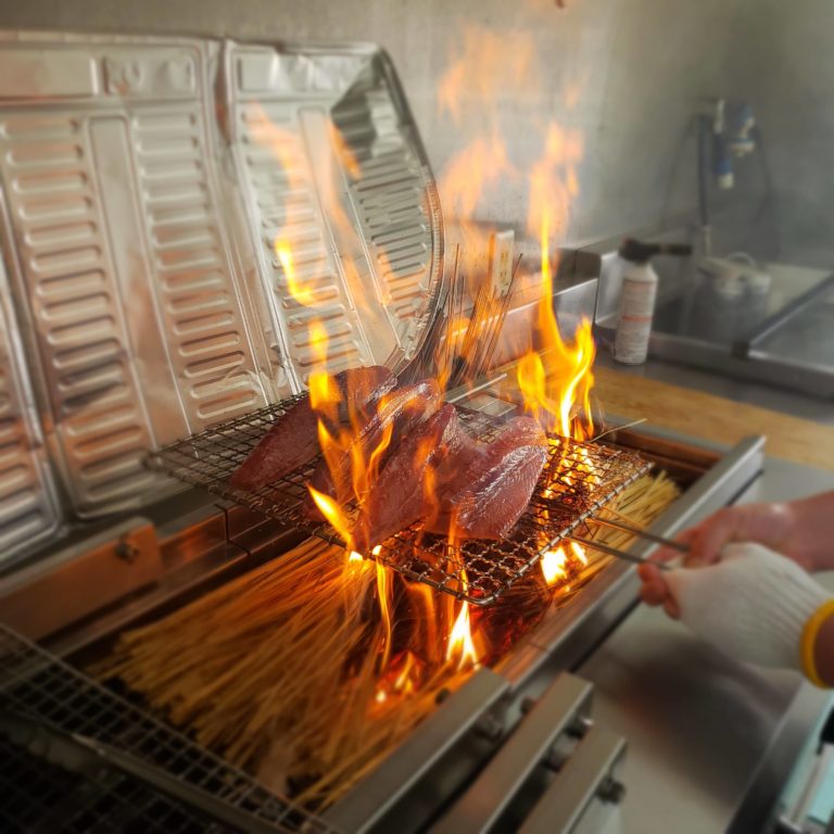 鰹の藁焼き